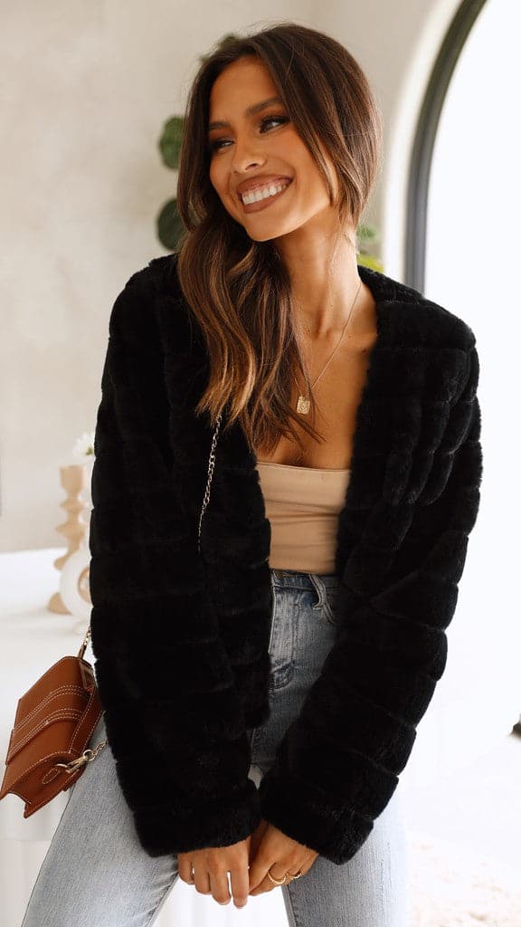 Women's Cropped Faux Fur Jacket – Sutton James Sutton James