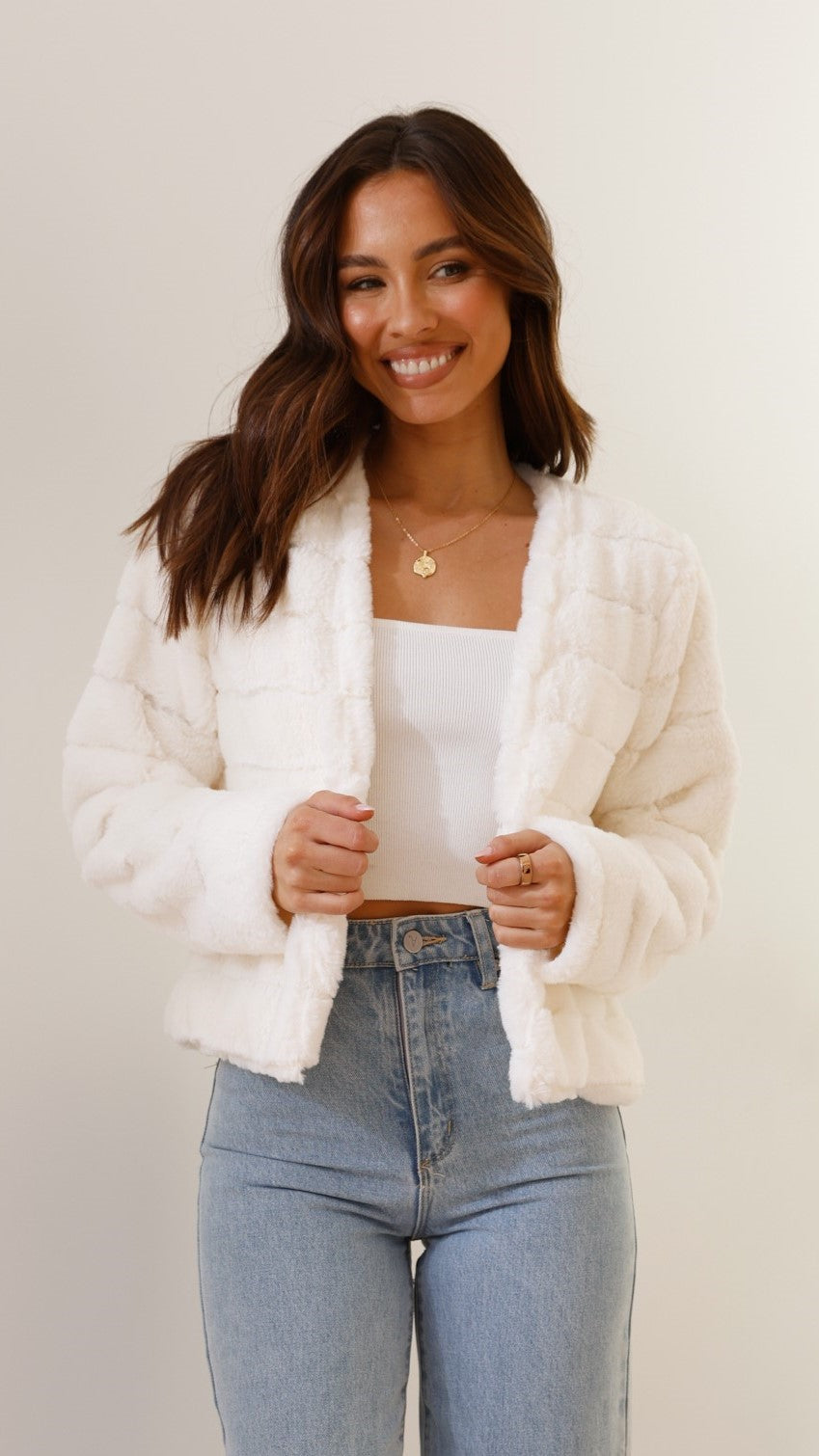 Women's Cropped Faux Fur Jacket – Sutton James Sutton James