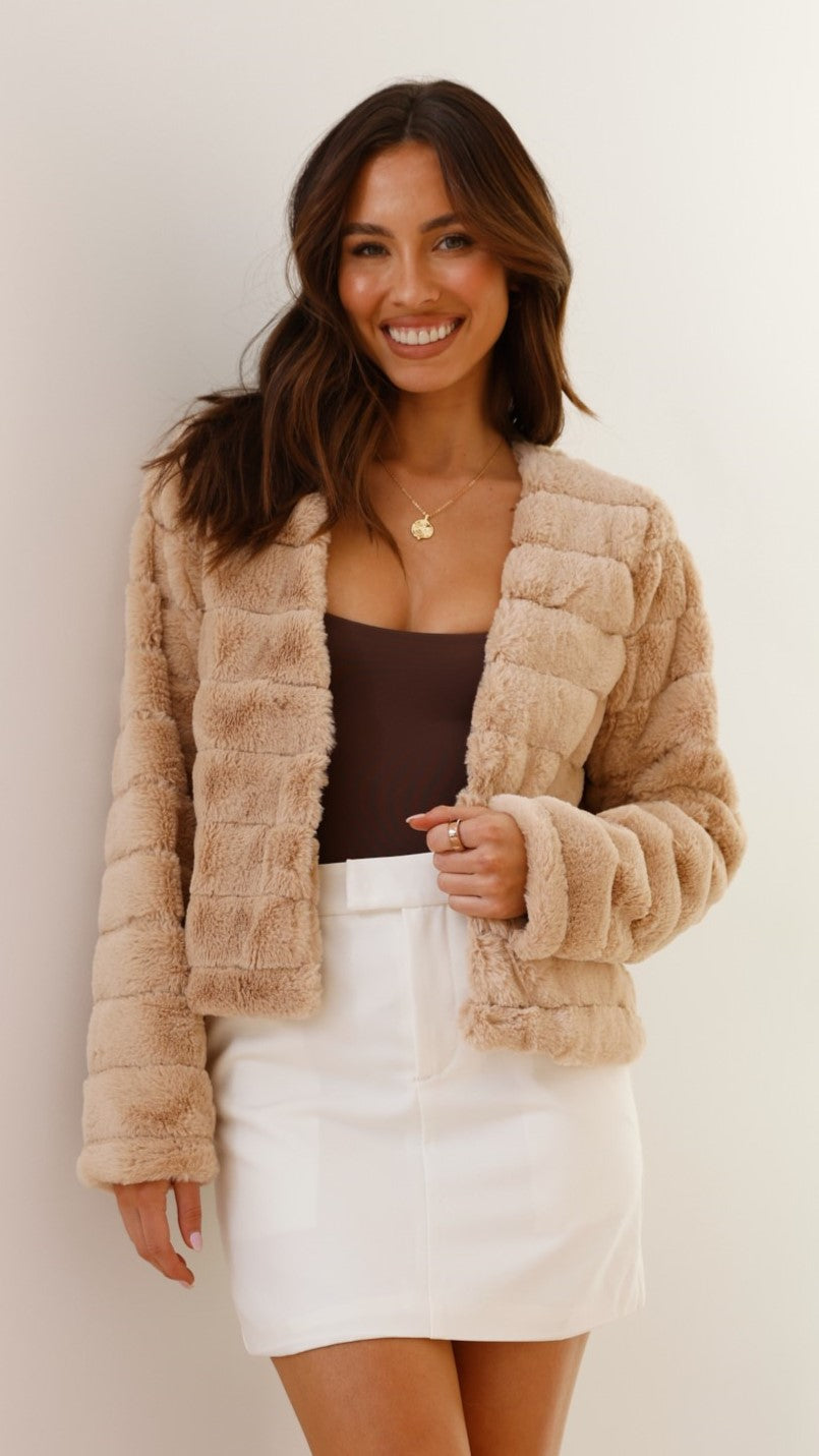 Women's Cropped Faux Fur Jacket – Sutton James Sutton James