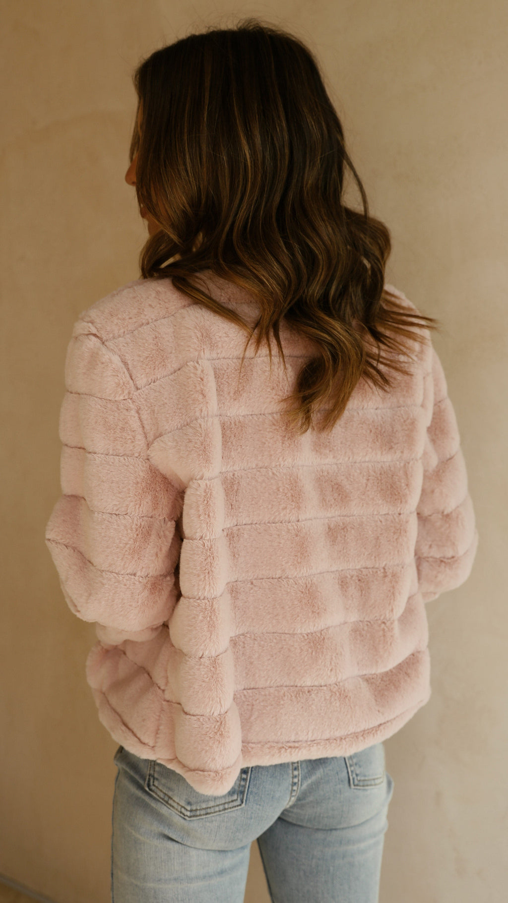 Women's Cropped Faux Fur Jacket – Sutton James Sutton James