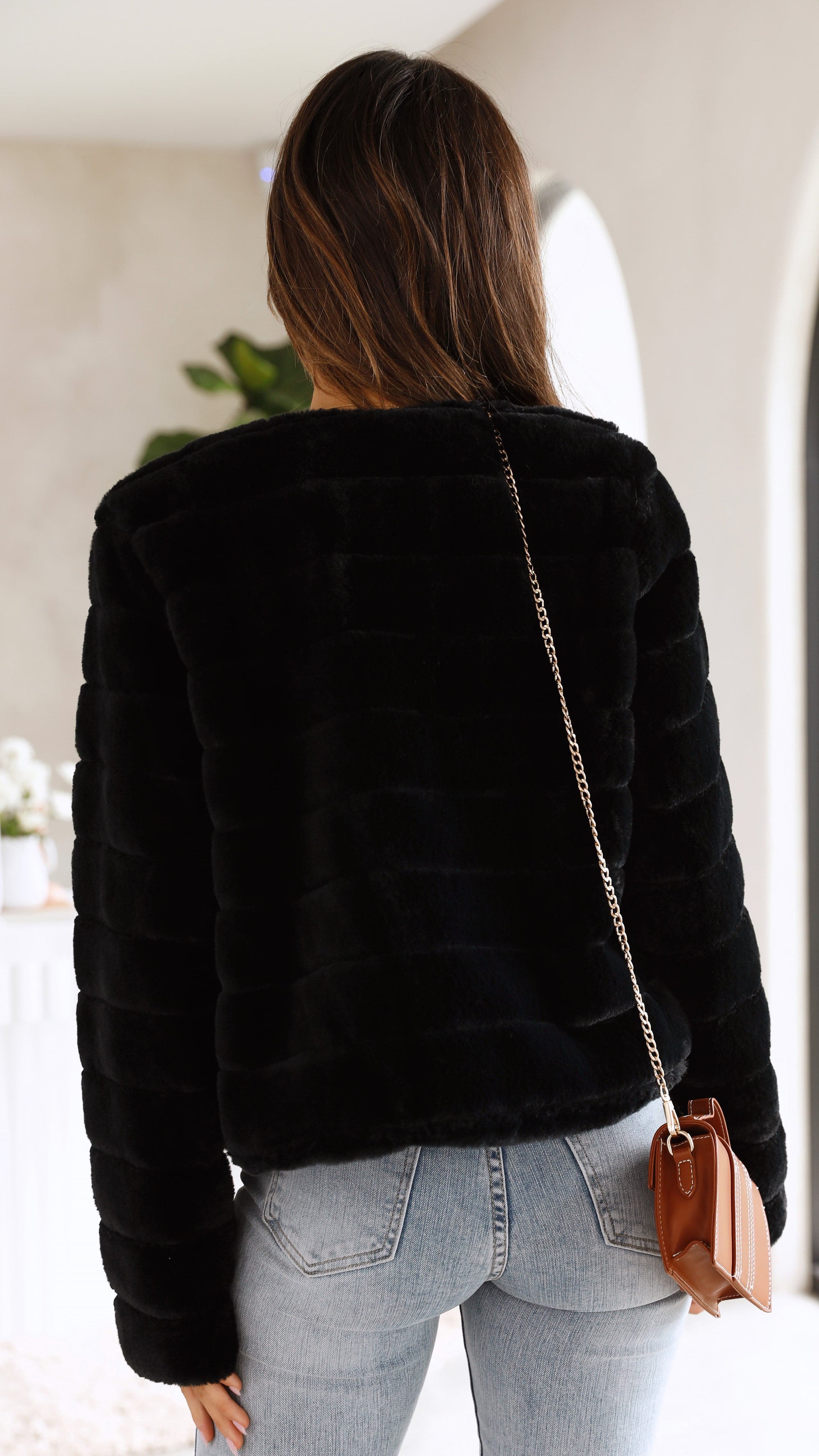Women's Cropped Faux Fur Jacket – Sutton James Sutton James