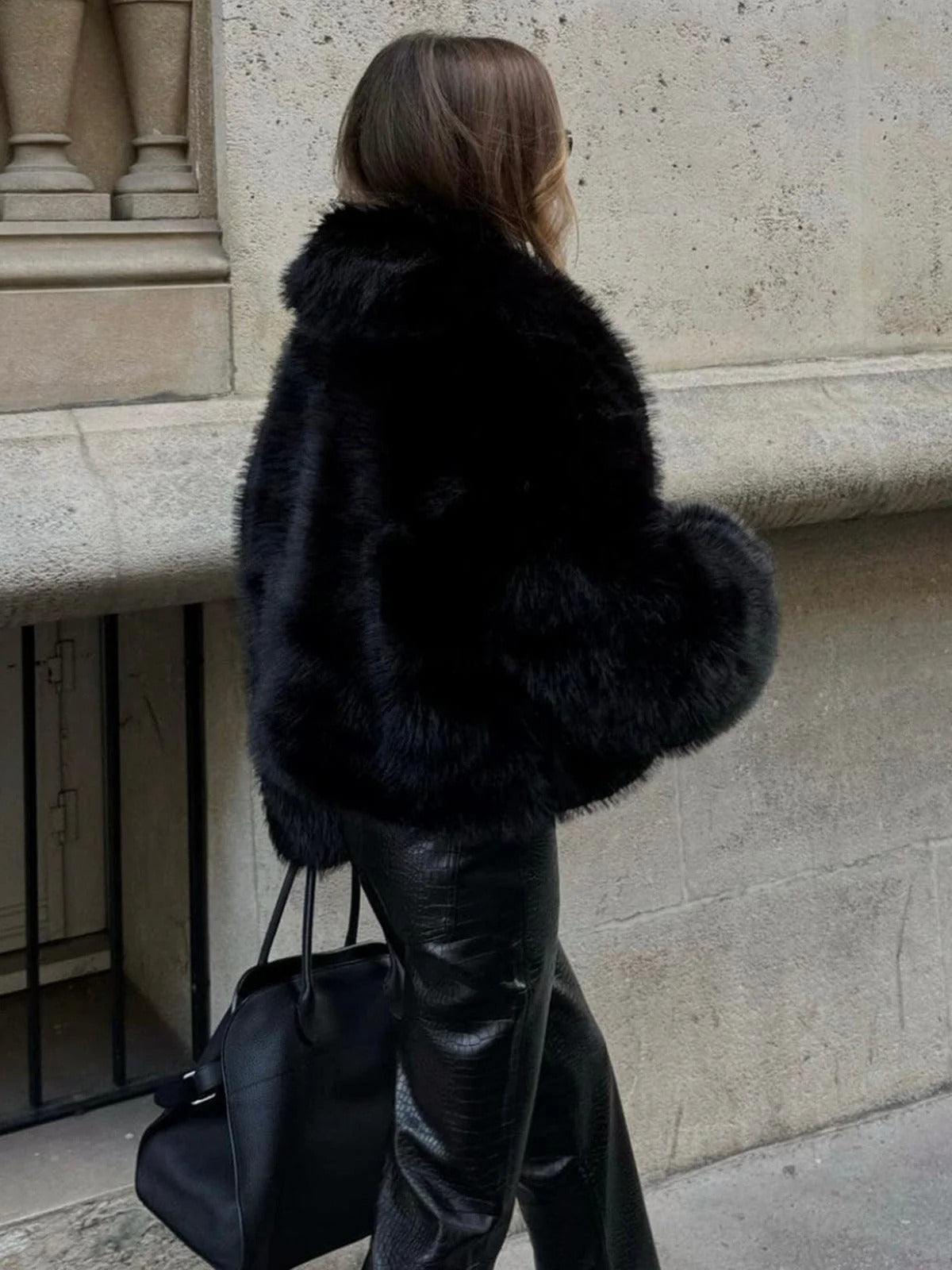 Women's Oversized Faux Fur Coat – Sutton James Sutton James