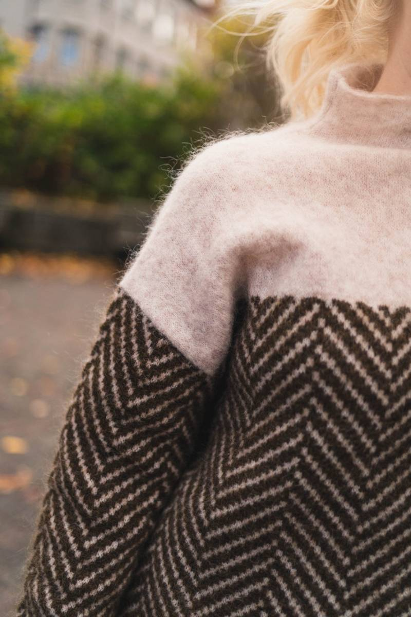 Eireann Sweater | Soft Cashmere Turtleneck Sweater Sutton James